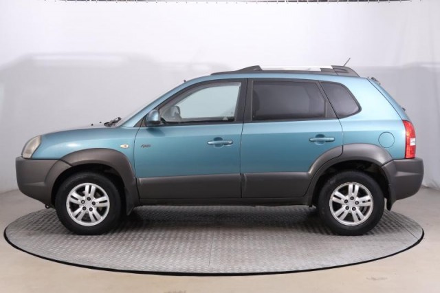 Hyundai Tucson  2.0 CRDi 