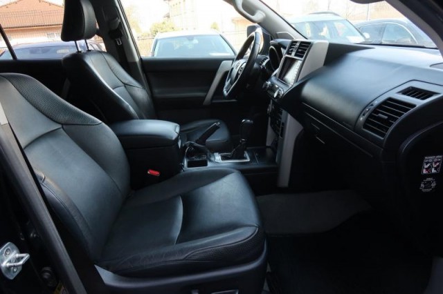 Toyota Land Cruiser  3.0 D-4D Executive