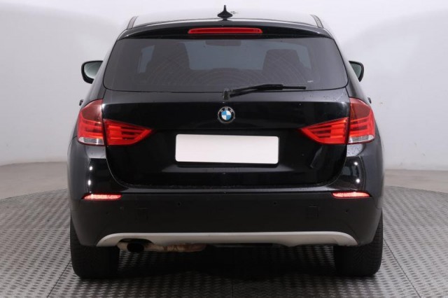 BMW X1  sDrive18i 