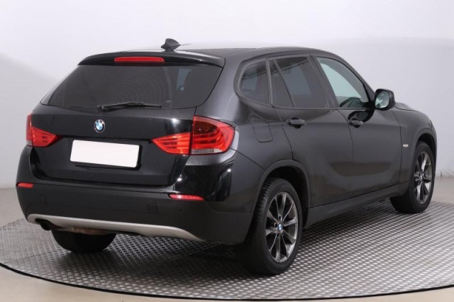 BMW X1  sDrive18i 
