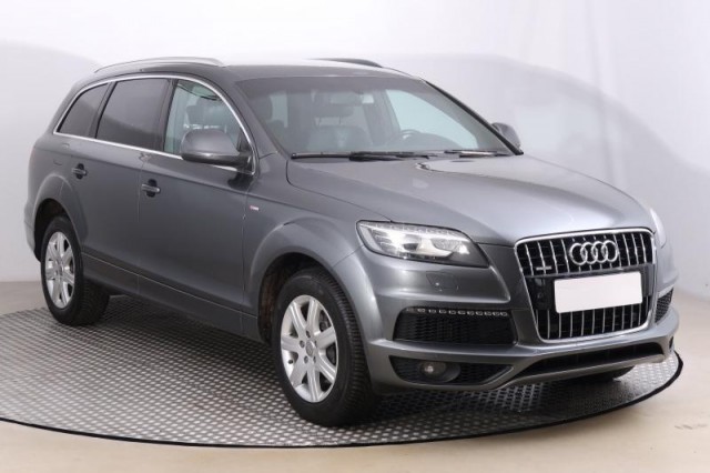 Audi Q7  3.0 TDI S-Line