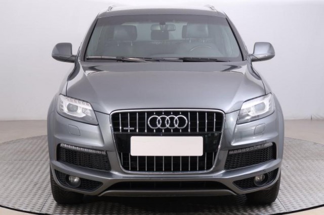 Audi Q7  3.0 TDI S-Line