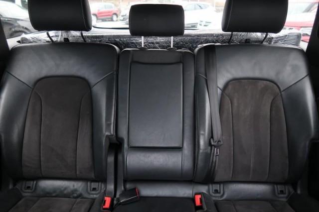 Audi Q7  3.0 TDI S-Line