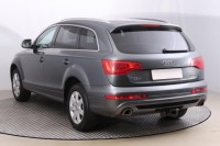 Audi Q7  3.0 TDI S-Line