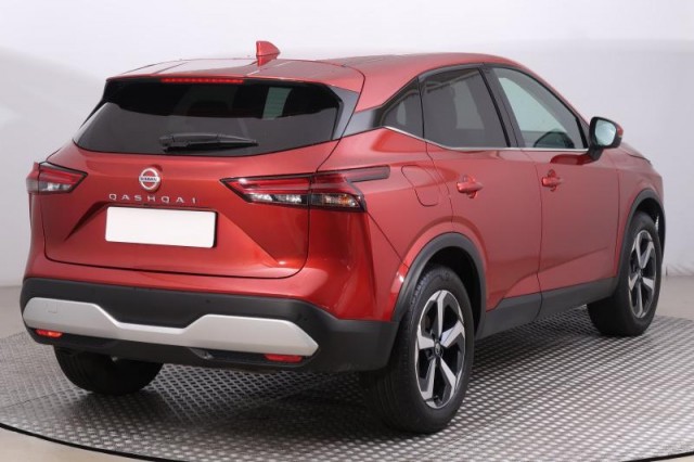 Nissan Qashqai  1.3 DIG-T 