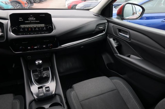 Nissan Qashqai  1.3 DIG-T 