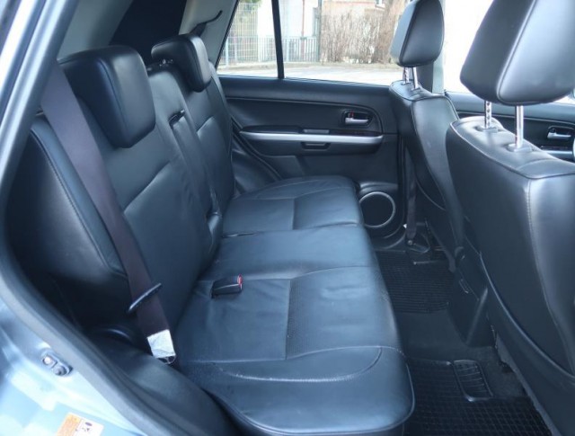 Suzuki Grand Vitara  2.0 