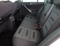 Volkswagen Tiguan  2.0 TSI 