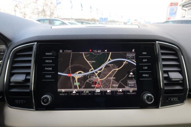 Škoda Karoq  1.5 TSI Style