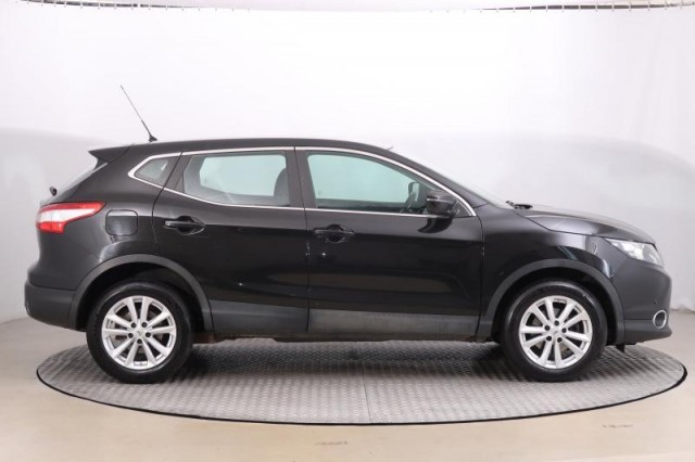 Nissan Qashqai  1.6 DIG-T Acenta