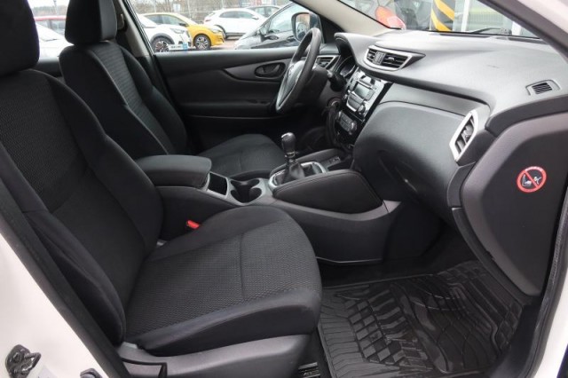 Nissan Qashqai  1.2 DIG-T 