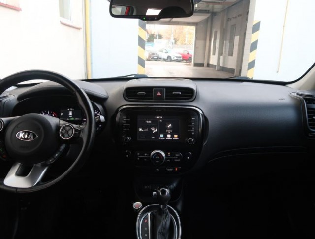 Kia Soul  1.6 CRDI 