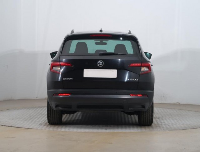 Škoda Karoq  1.0 TSI Ambition Plus