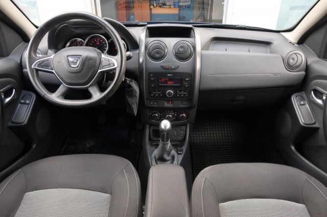 Dacia Duster  1.6 SCe Essential