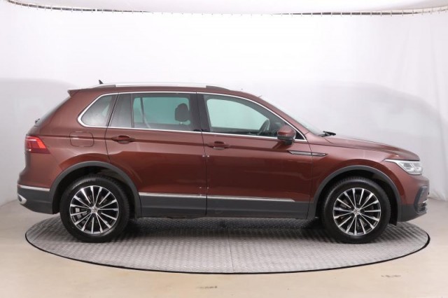 Volkswagen Tiguan  2.0 TDI Elegance