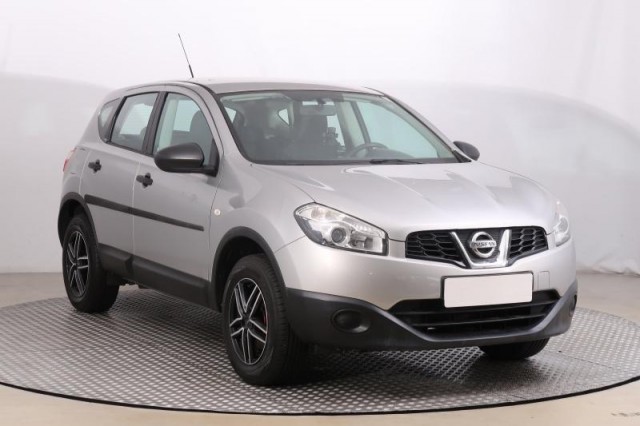 Nissan Qashqai  1.6 