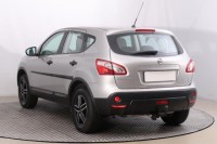 Nissan Qashqai  1.6 