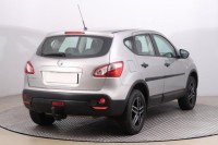 Nissan Qashqai  1.6 