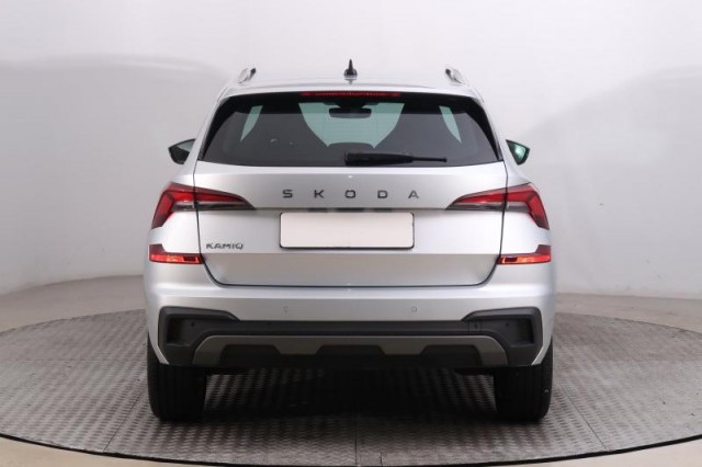 Škoda Kamiq  1.0 TSI Drive