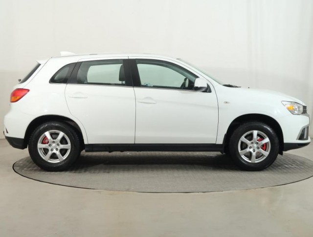 Mitsubishi ASX  1.6 MIVEC 