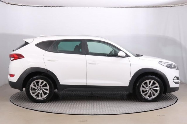 Hyundai Tucson  1.7 CRDi 