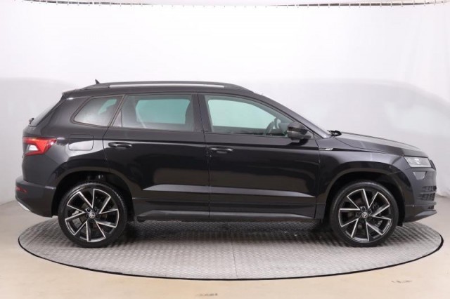 Škoda Karoq  1.5 TSI Sportline