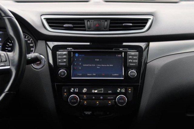 Nissan Qashqai  1.2 DIG-T 