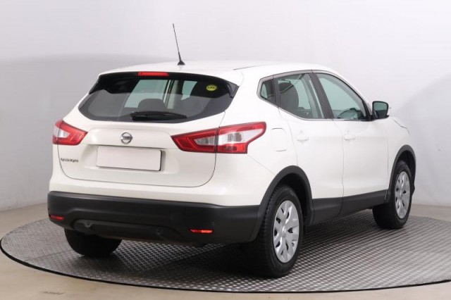 Nissan Qashqai  1.2 DIG-T 