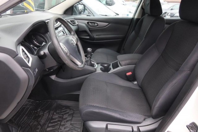 Nissan Qashqai  1.2 DIG-T 
