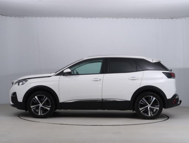 Peugeot 3008  1.2 PureTech Allure