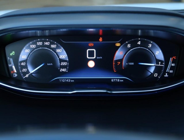 Peugeot 3008  1.2 PureTech Allure