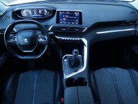 Peugeot 3008  1.2 PureTech Allure