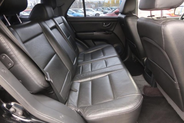 Kia Sorento  2.5 CRDi 