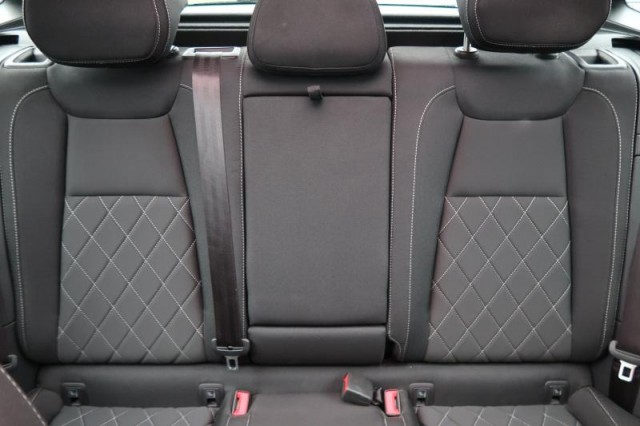 Škoda Karoq  1.5 TSI Sportline