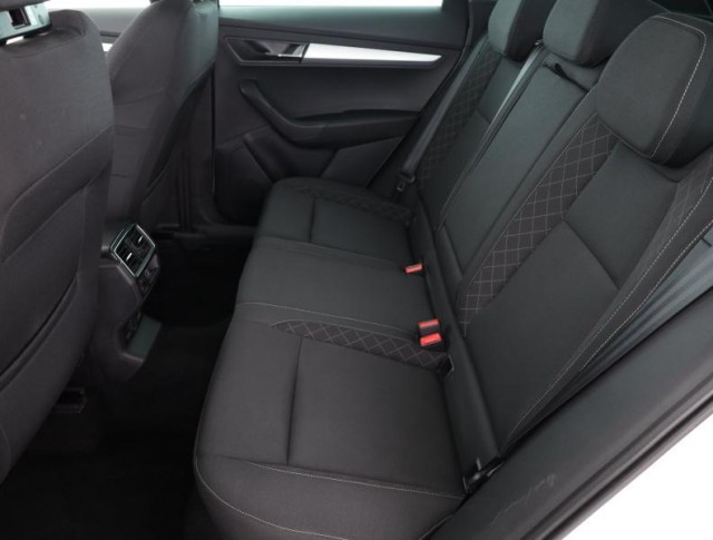 Škoda Karoq  1.5 TSI Ambition