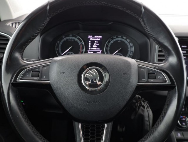 Škoda Karoq  1.5 TSI Ambition