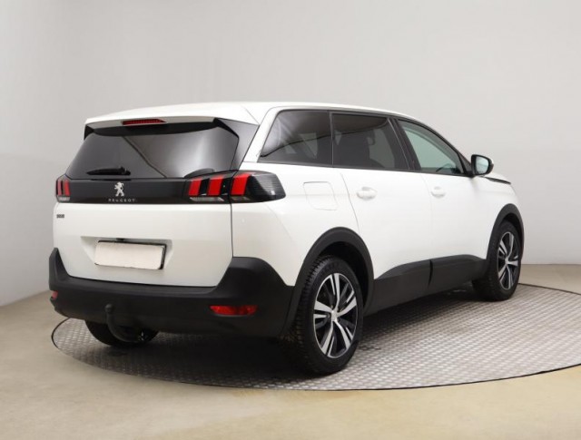Peugeot 5008  PureTech 130 Active Pack