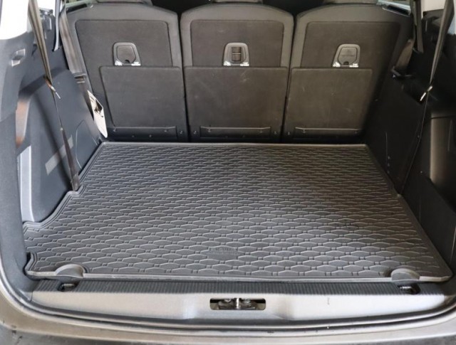 Peugeot 5008  PureTech 130 Active Pack