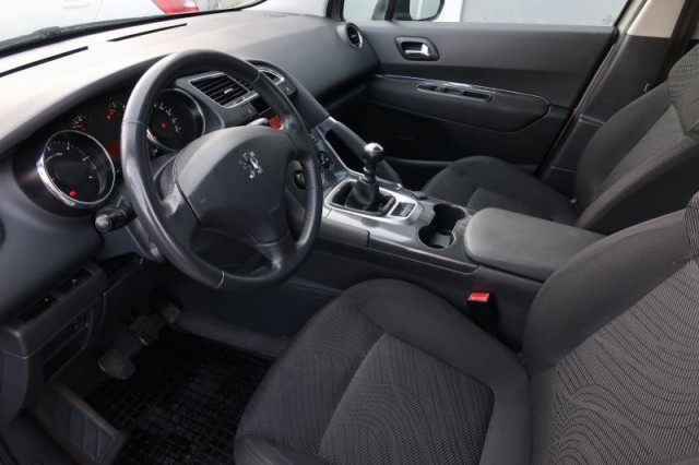 Peugeot 3008  1.6 HDi Active
