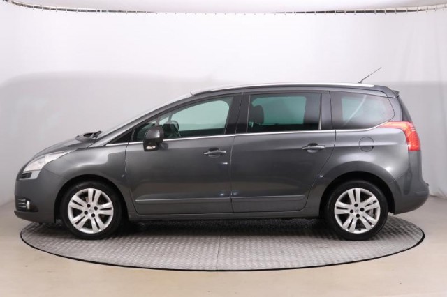 Peugeot 5008  2.0 BlueHDi 