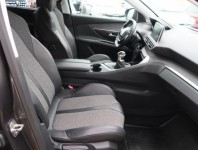Peugeot 5008  1.5 BlueHDi 