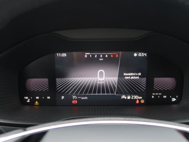 Škoda Karoq  1.5 TSI Fresh