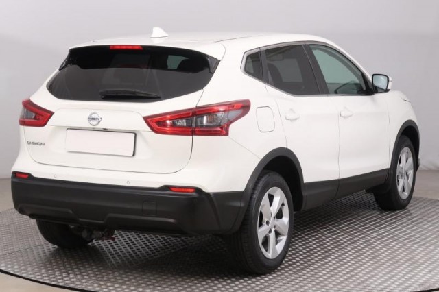Nissan Qashqai  1.6 DIG-T 
