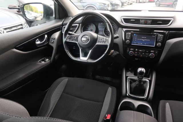 Nissan Qashqai  1.6 DIG-T 
