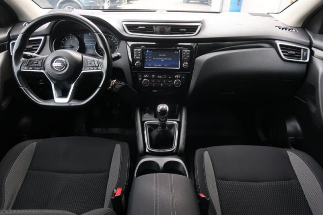 Nissan Qashqai  1.6 DIG-T 