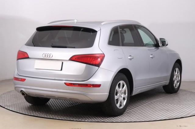 Audi Q5  2.0 TDI 