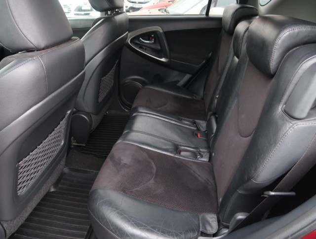 Toyota RAV 4  2.2 D-4D 