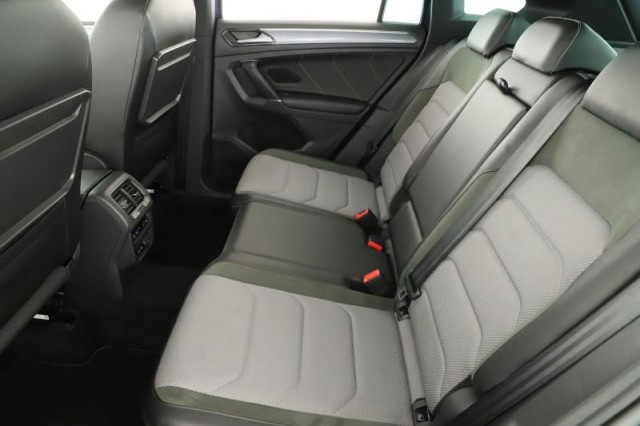 Volkswagen Tiguan  2.0 TSI R-Line