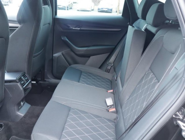 Škoda Karoq  1.5 TSI Sportline