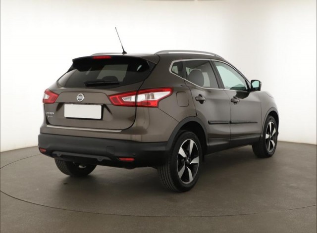 Nissan Qashqai  1.6 DIG-T 